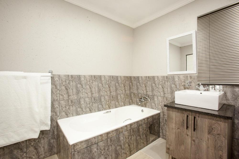 Windmills Rest Hotel Pretoria Ngoại thất bức ảnh